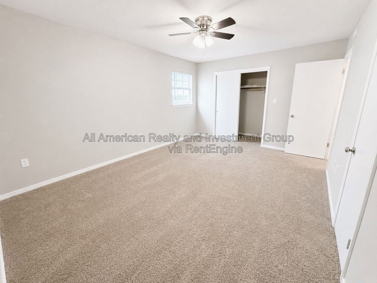 1235 Walter Ave - Photo 2 of 10
