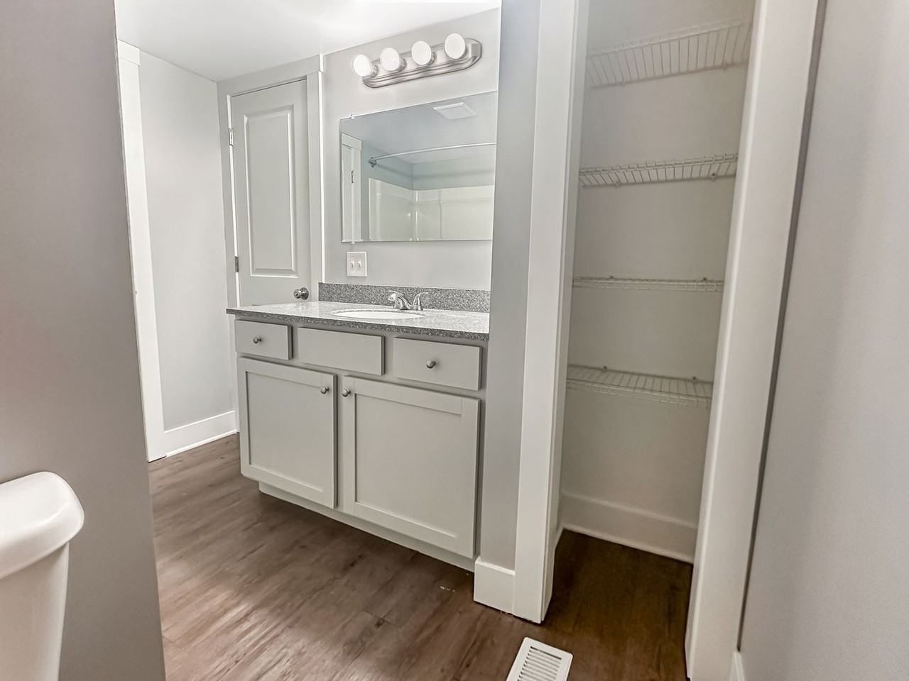 4742 Eastern Ave Se #106 - Photo 4 of 6