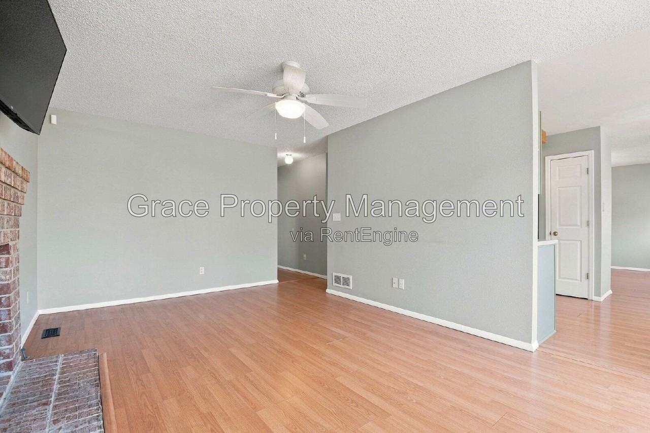 4425 E 128th Pl - Photo 2 of 16