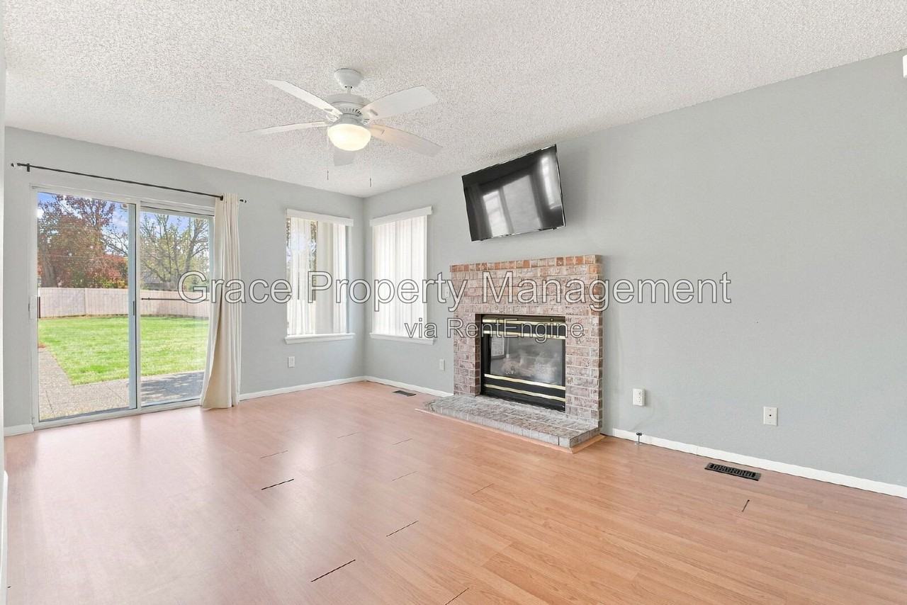 4425 E 128th Pl - Photo 3 of 16
