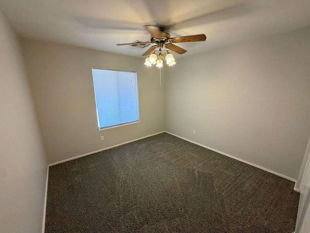 13223 W Desert Rock Dr - Photo 6 of 16