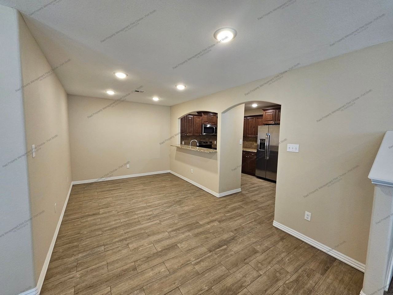 6615 Leightyn Ln - Photo 6 of 20