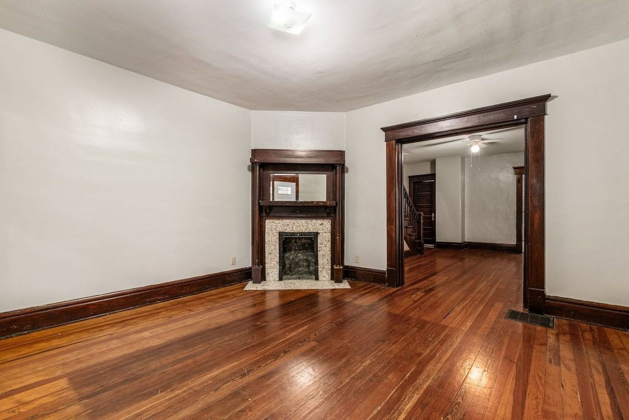 25 E Blake Ave - Photo 2 of 30