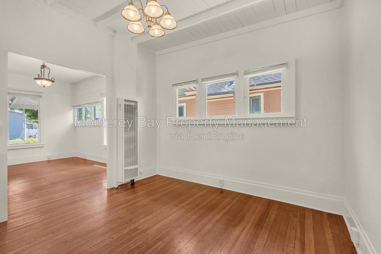 140 18th St - Photo 5 of 22