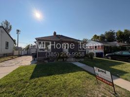 featured image of 177 Country Club Dr