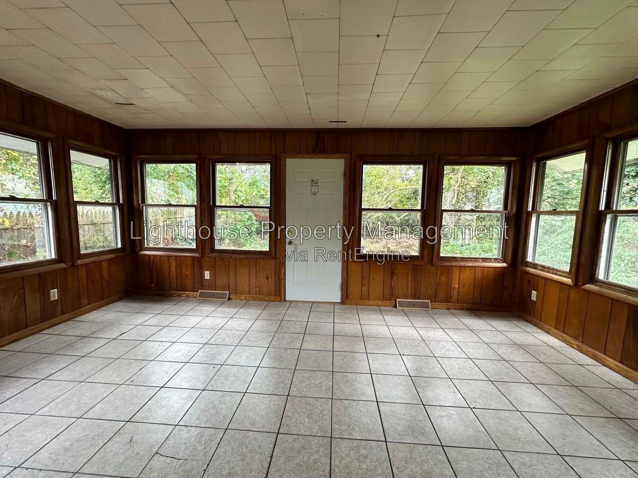 123 Harris Ave - Photo 7 of 13