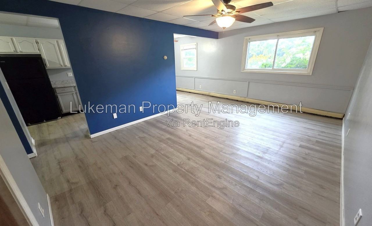 46131 S Lakeshore Dr #1 - Photo 2 of 7