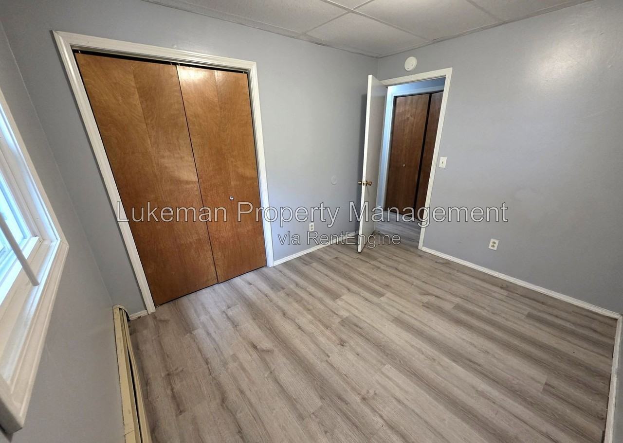 46131 S Lakeshore Dr #1 - Photo 5 of 7