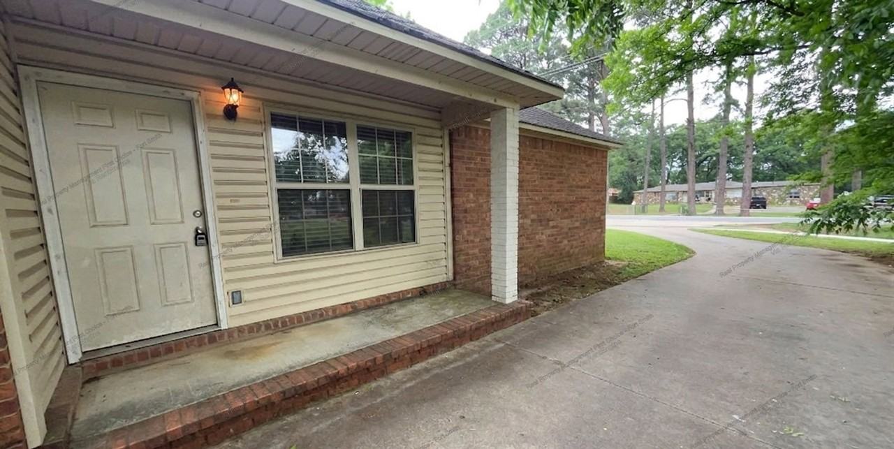 4806 Park Ave - Photo 2 of 31