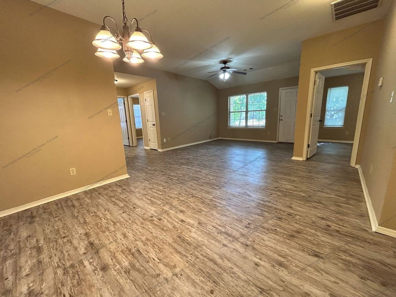 4806 Park Ave - Photo 7 of 31