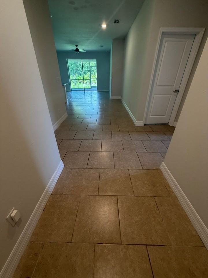 1031 San Cristobal Ave - Photo 3 of 19