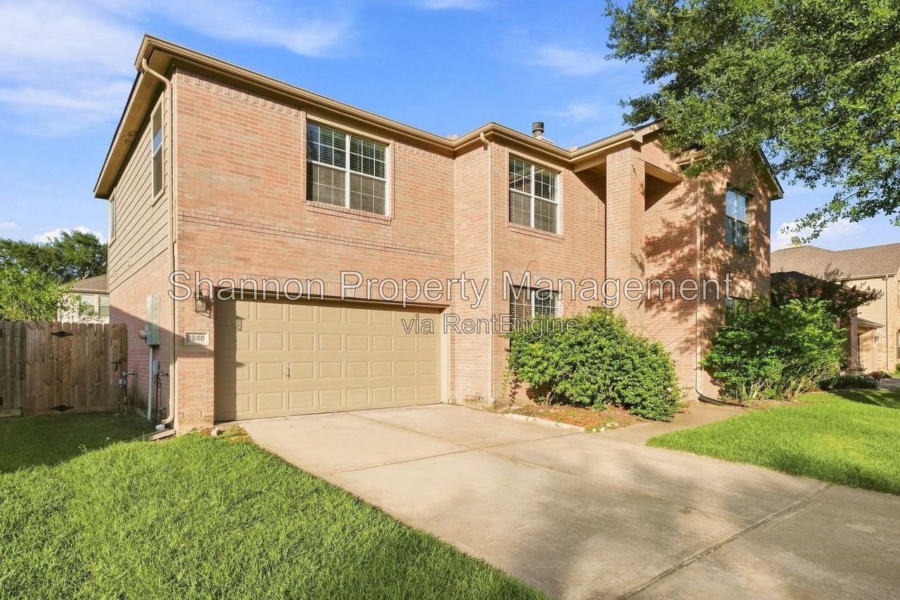 3830 Misty Falls Ln - Photo 2 of 45