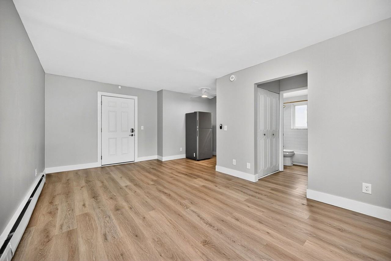 6416 Montgomery Rd #16 - Photo 4 of 15