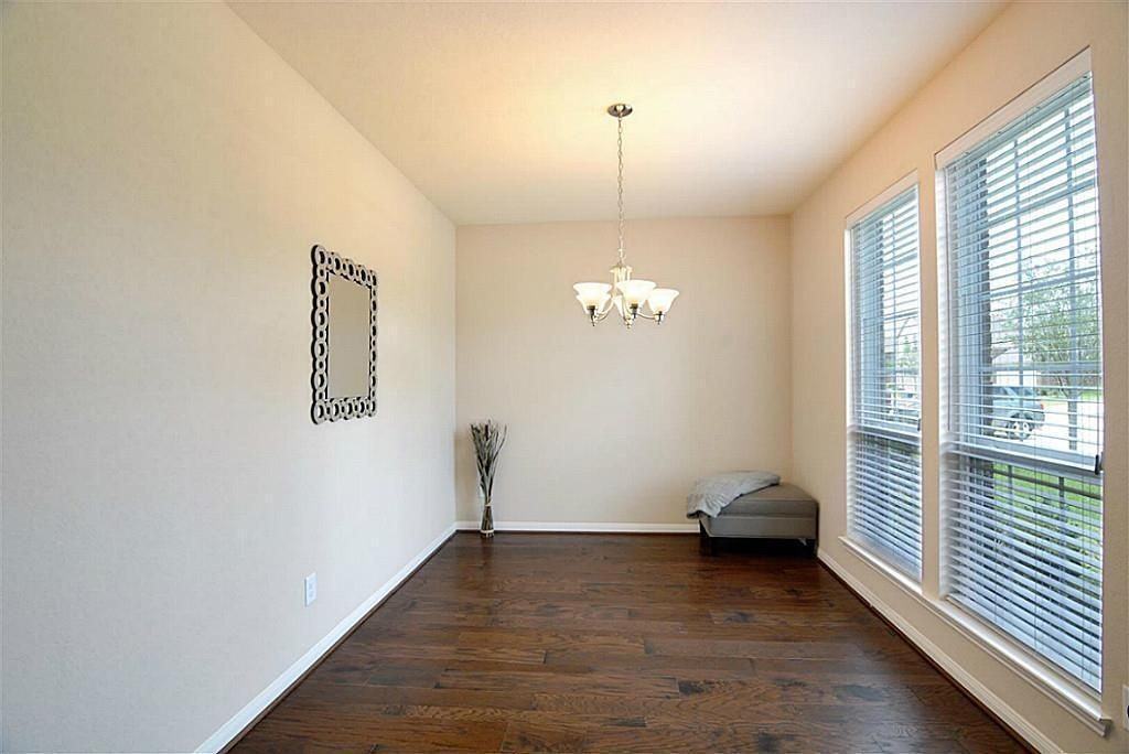 15415 Pattington Cypress Dr - Photo 2 of 13