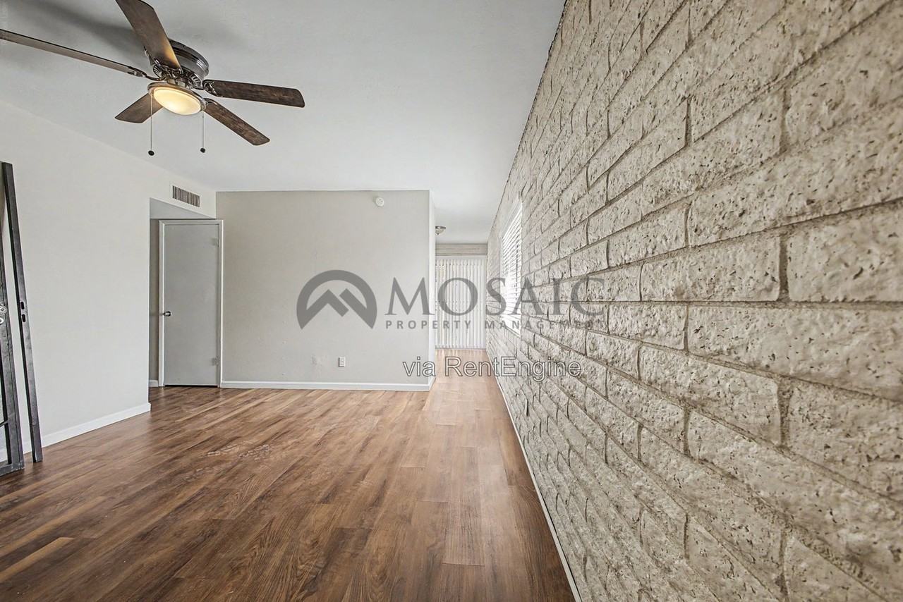 1204 S Mcclintock Dr #A - Photo 6 of 21