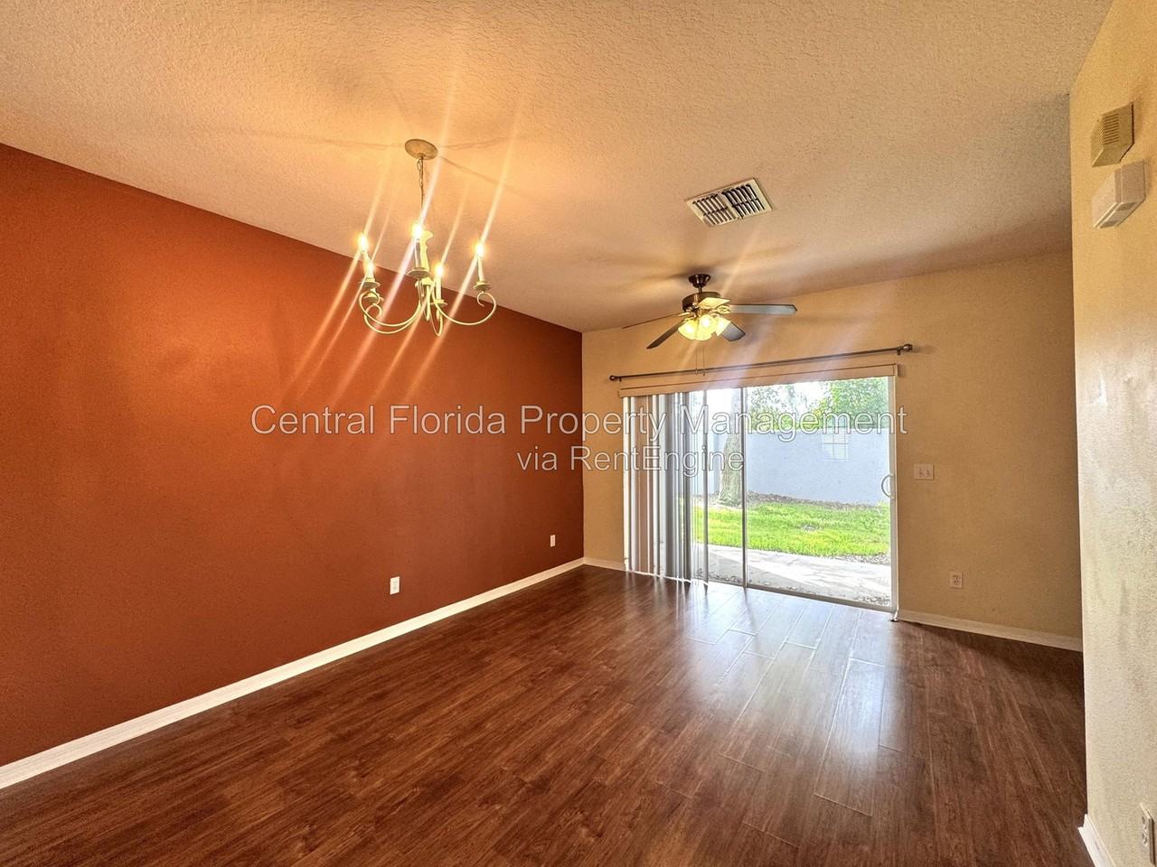 10832 Savannah Wood Dr #1 - Photo 7 of 19