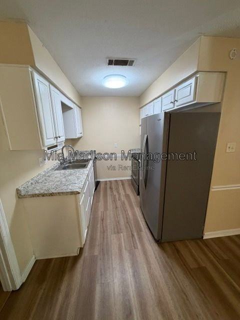 9406 Dunwoody Dr - Photo 4 of 23