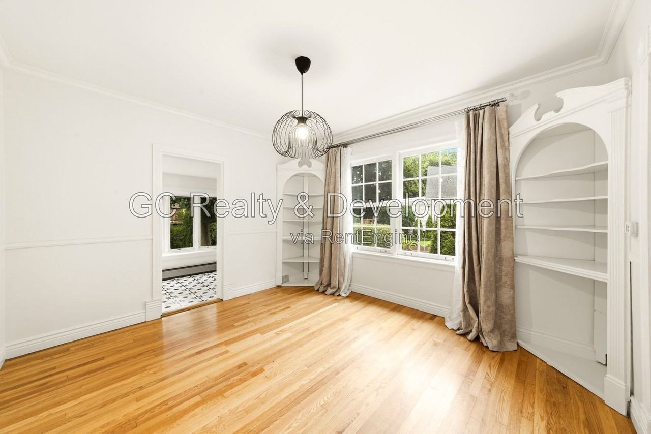 313 Ridge Rd - Photo 6 of 27