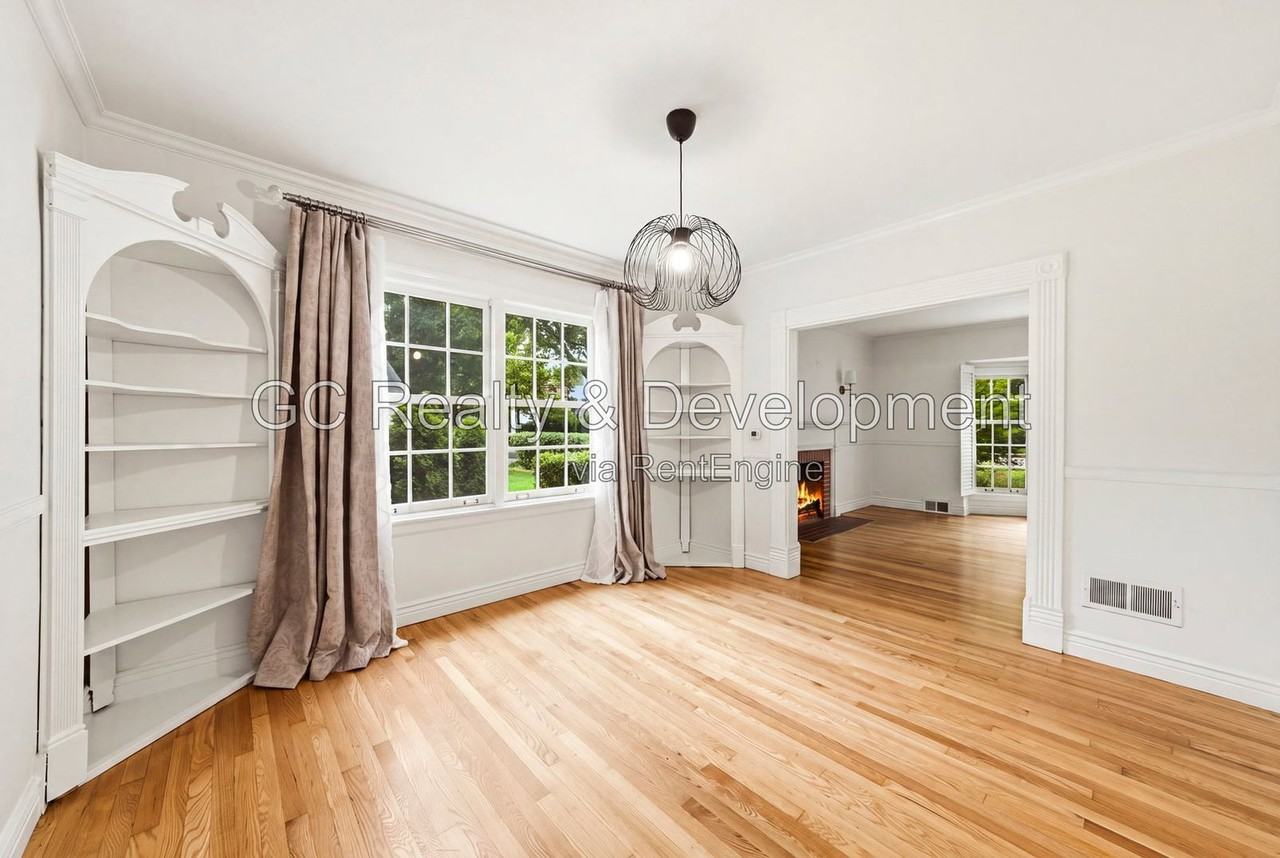 313 Ridge Rd - Photo 7 of 27