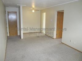 featured image of 496 Front Ave #3