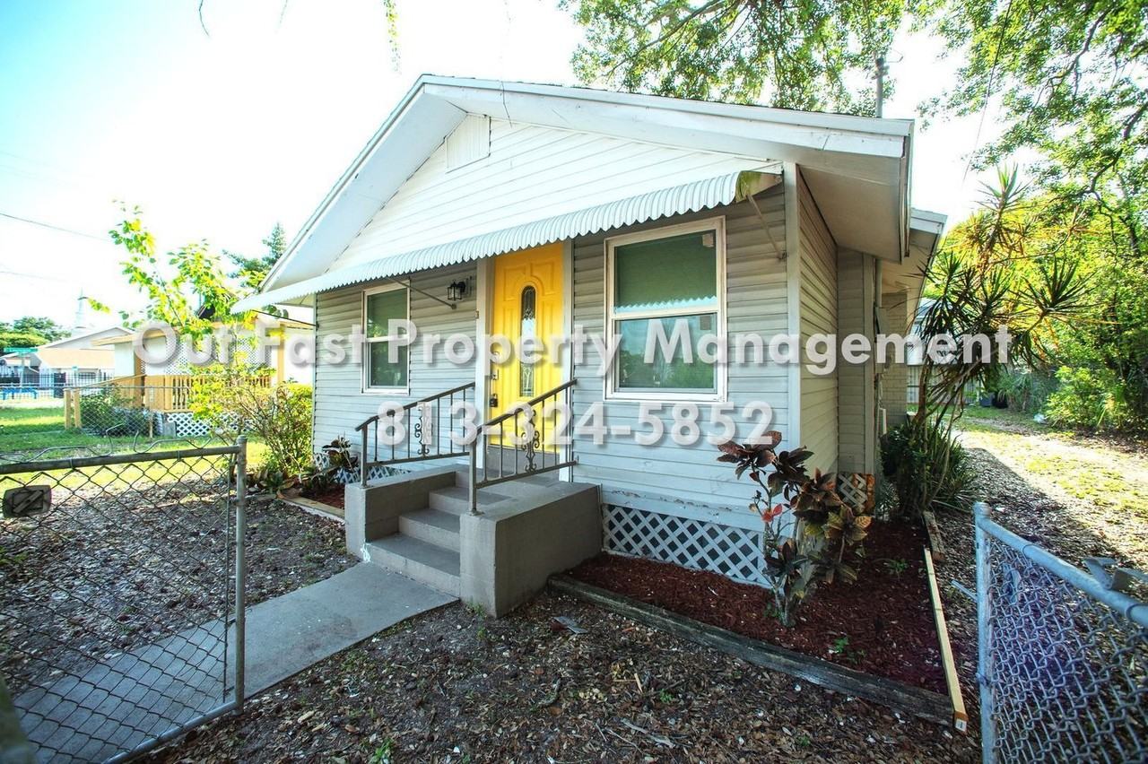 4811 N 30th St - Photo 3 of 38