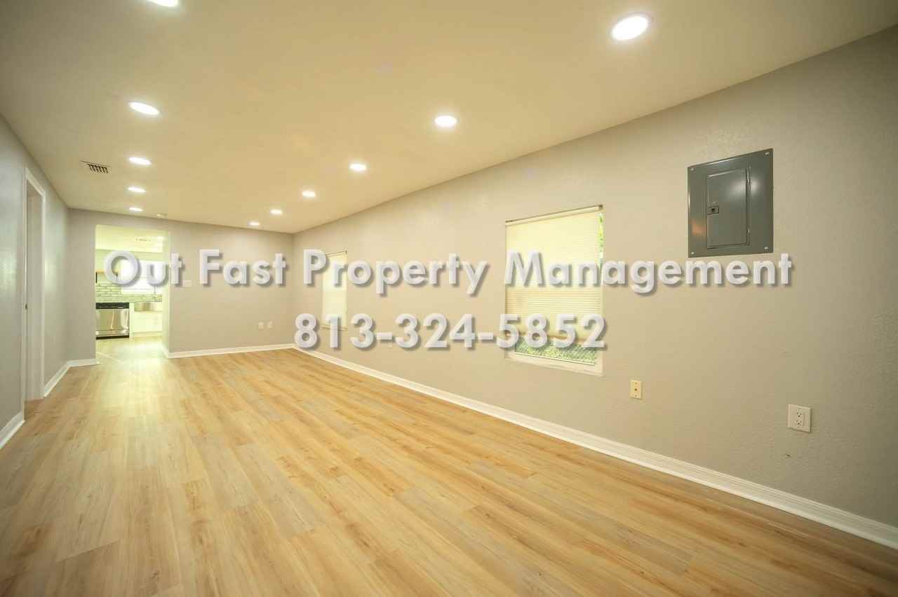 4811 N 30th St - Photo 6 of 38
