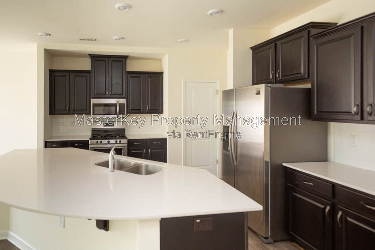 1413 Trilogy Blvd - Photo 6 of 21
