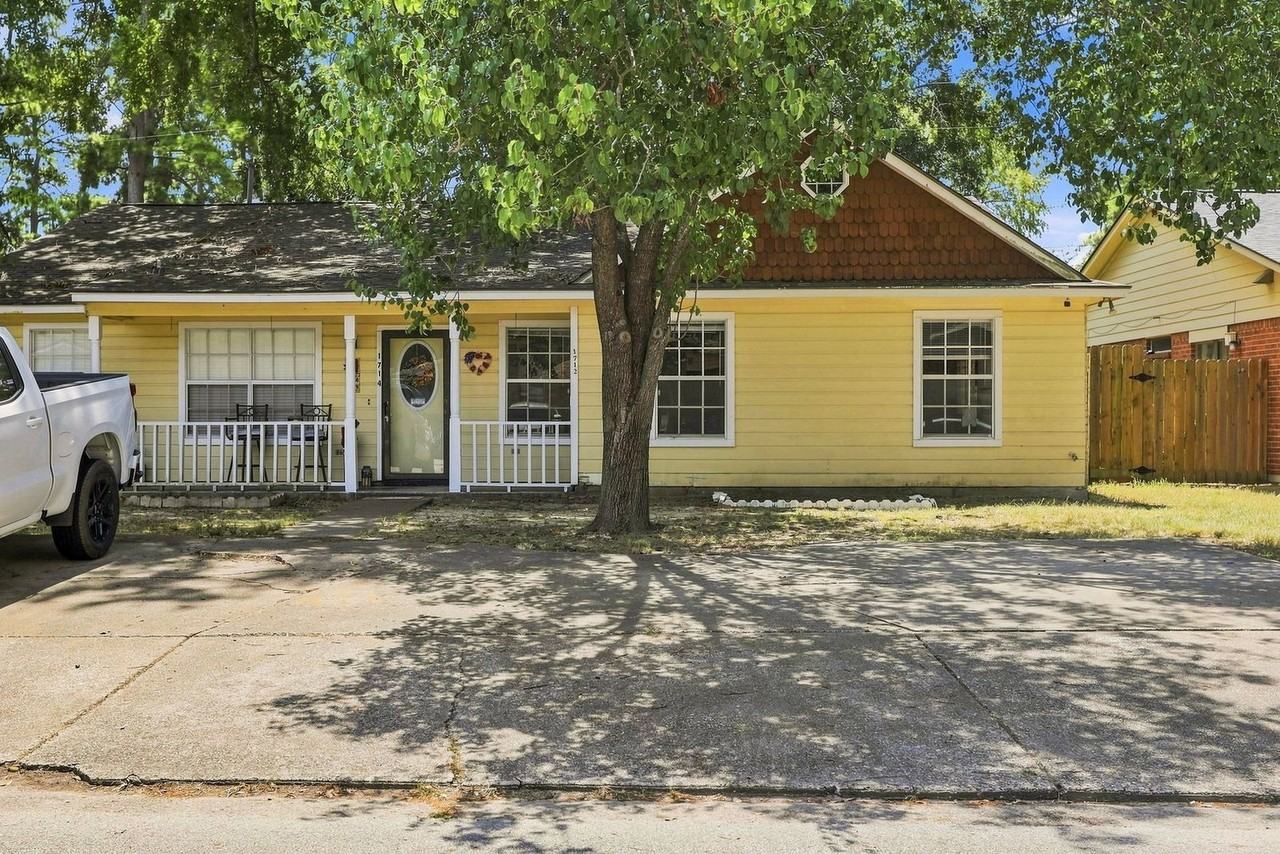 1712 Hazelwood St - Photo 2 of 25