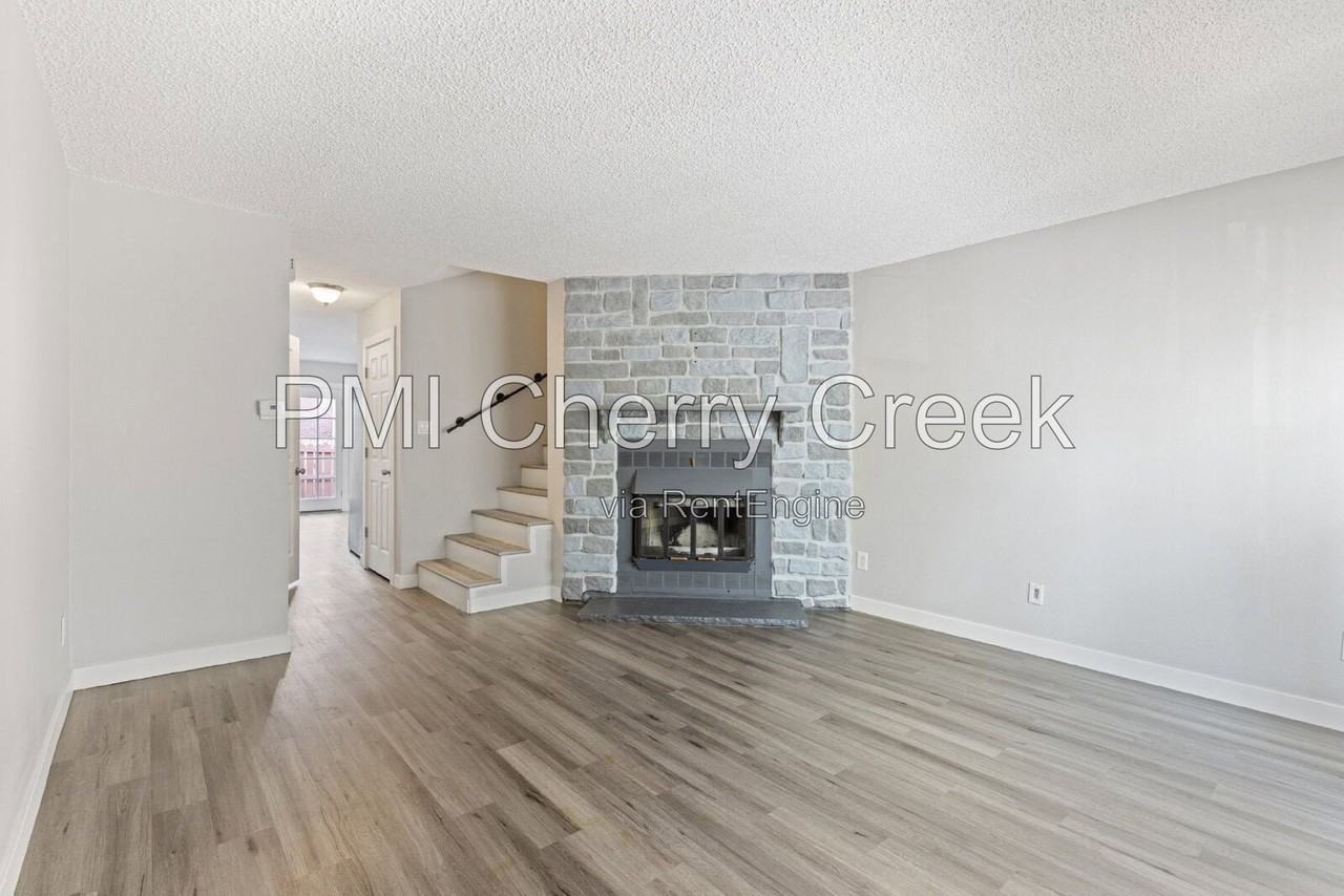 1223 S Idalia St - Photo 2 of 24