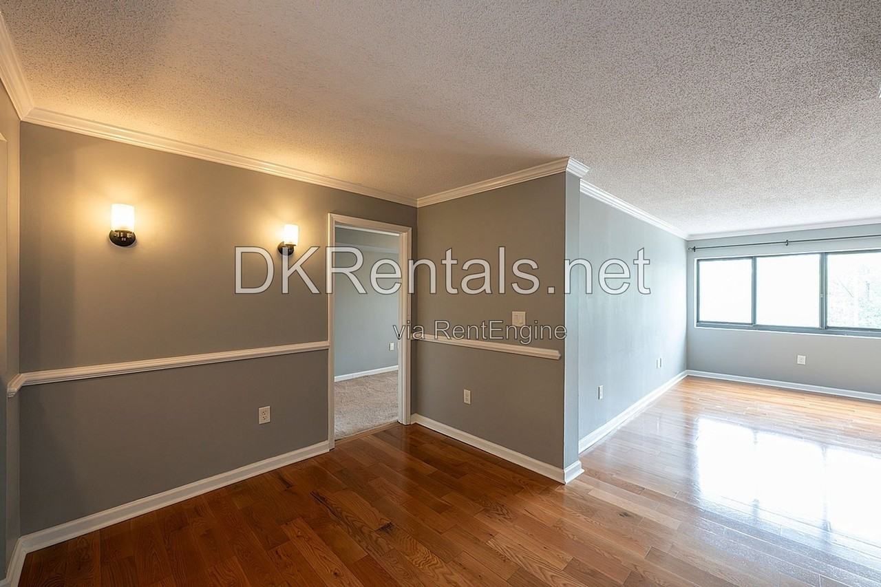 795 Hammond Dr Ne #307 - Photo 7 of 47