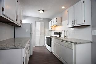 1717 N Vassar Ave #110 - Photo 1 of 1