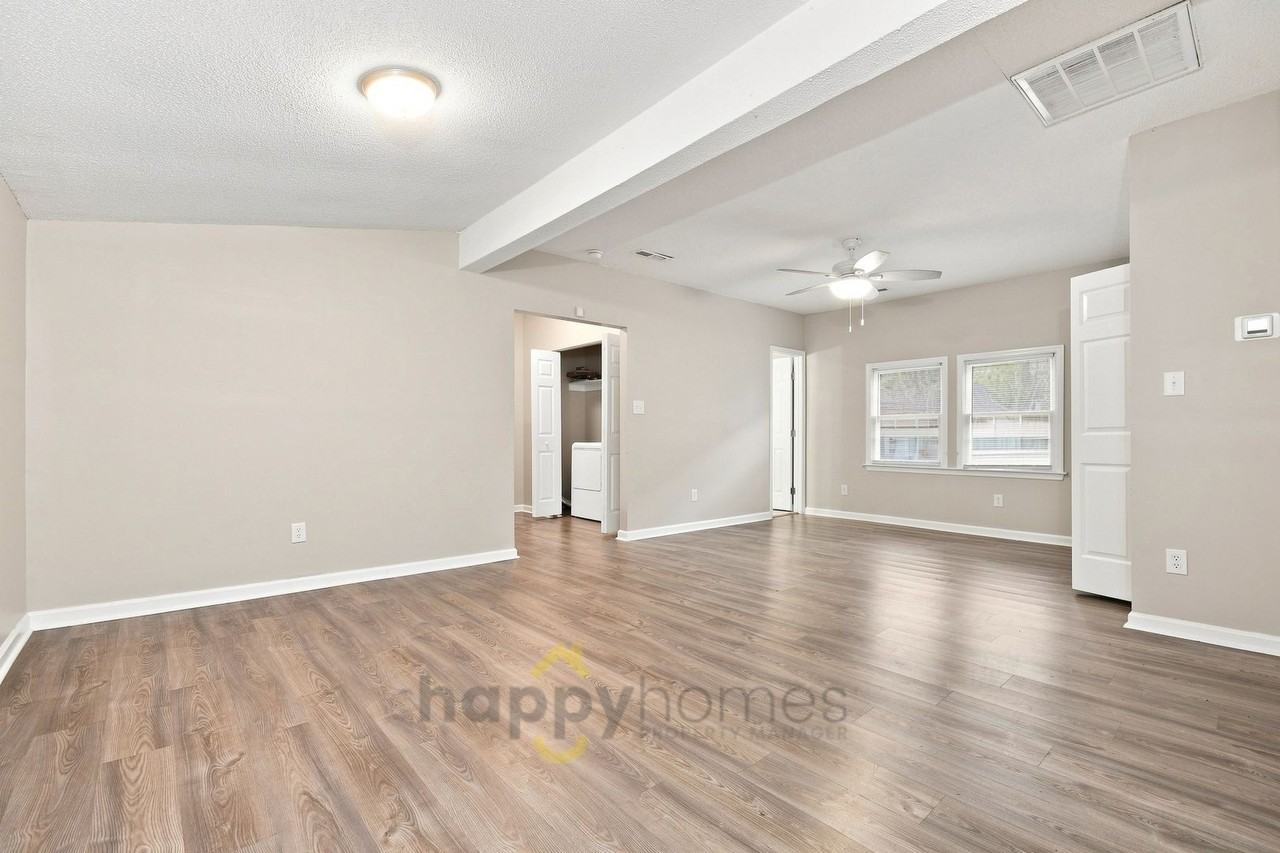 6 Maverick St - Photo 6 of 32