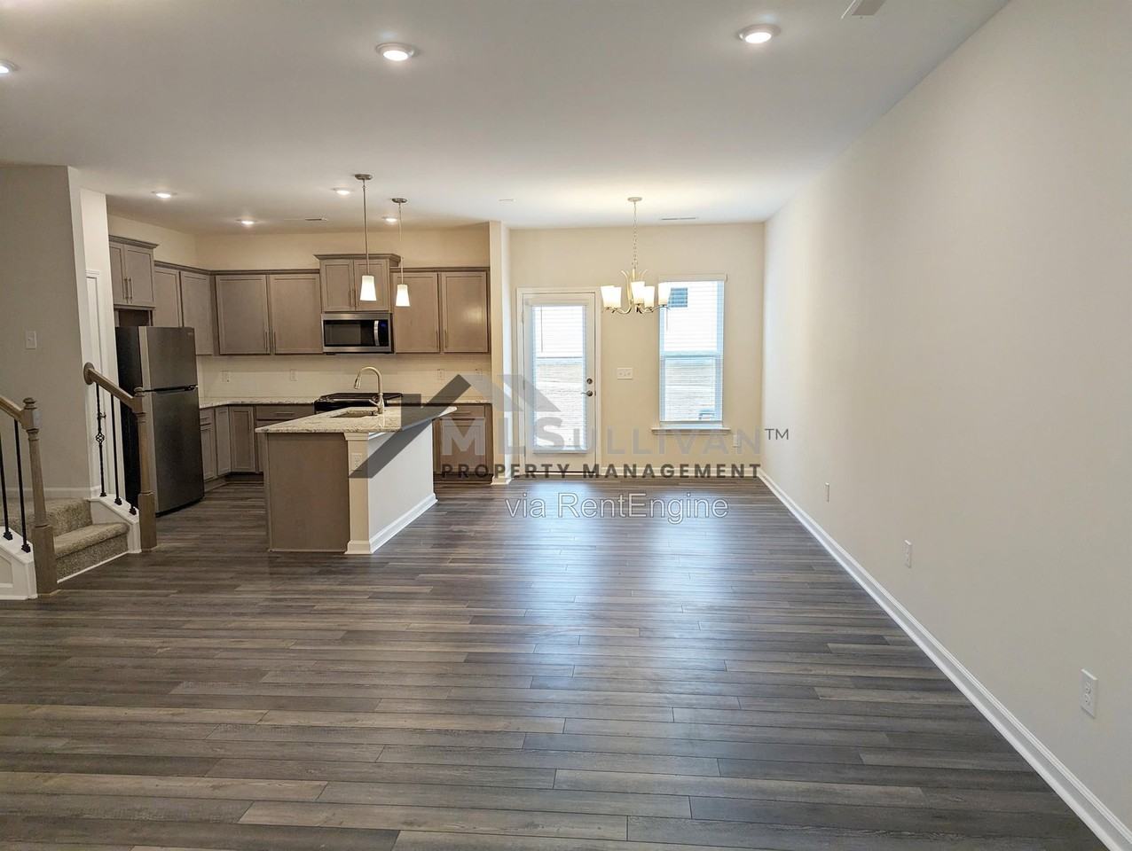 1527 Smoky Mountains St #1 - Photo 4 of 21