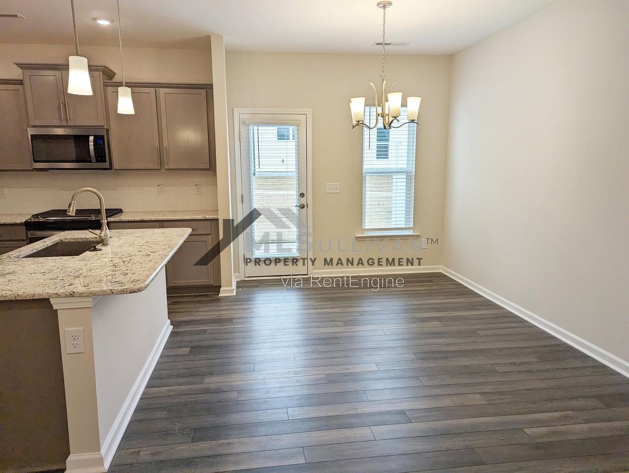1527 Smoky Mountains St #1 - Photo 6 of 21