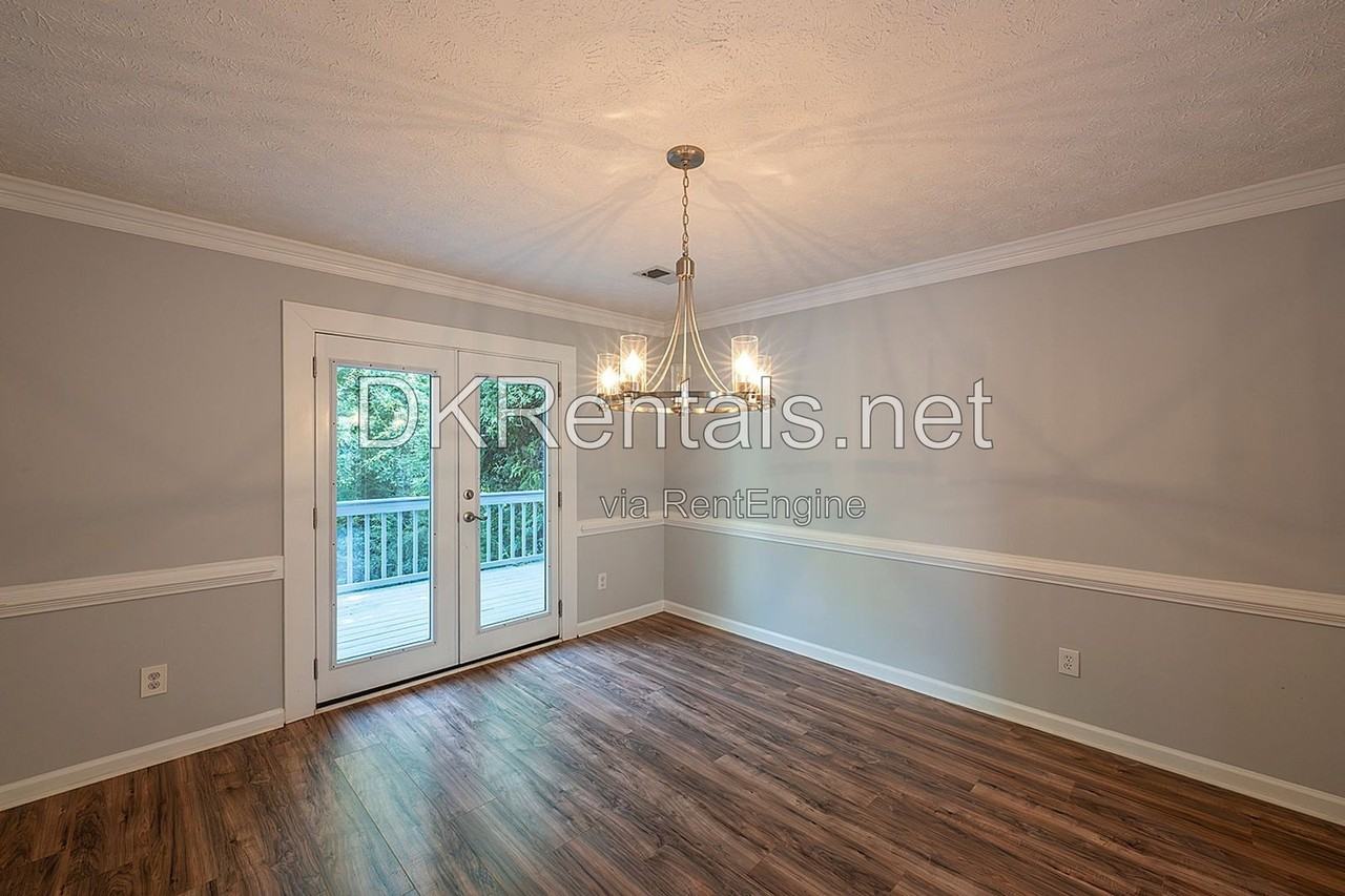 114 Eagle Glen Dr - Photo 4 of 35