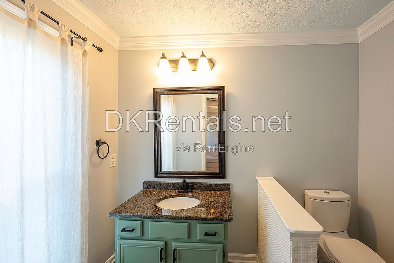 114 Eagle Glen Dr - Photo 5 of 35