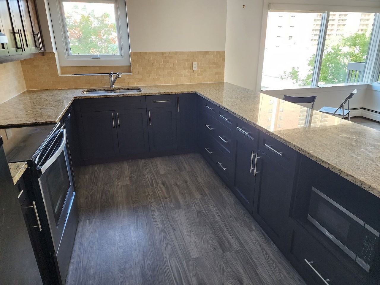 540 14 Ave Sw - Photo 7 of 16