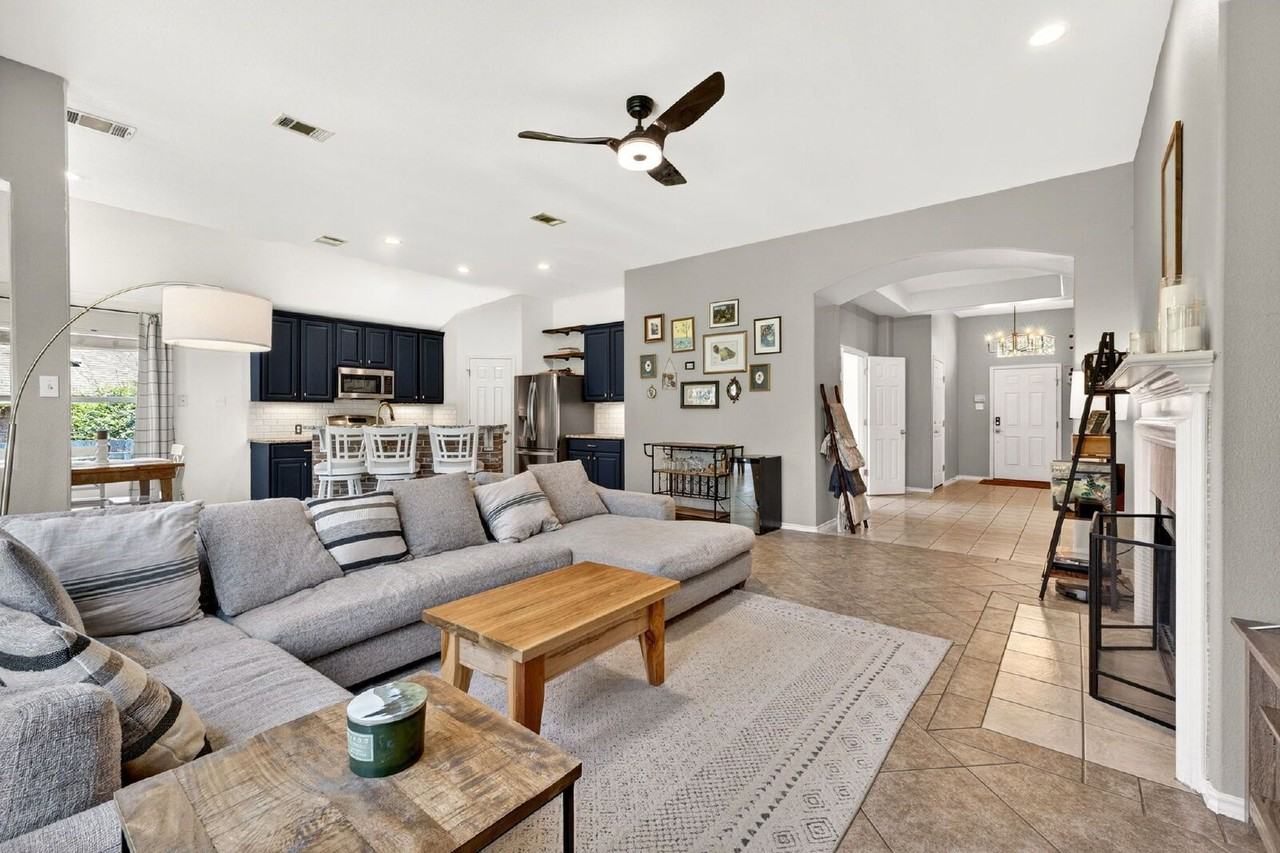 2504 Branding Iron Ln - Photo 6 of 31