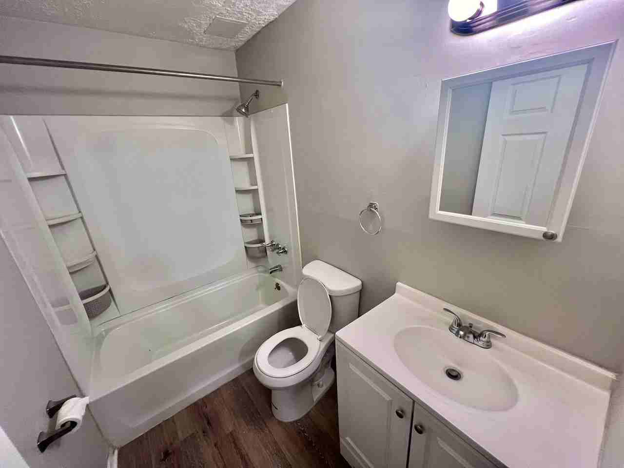 422 S Miami Ave #2 - Photo 6 of 9