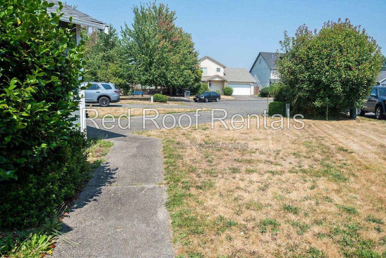 1106 187th Street Ct E - Photo 5 of 42