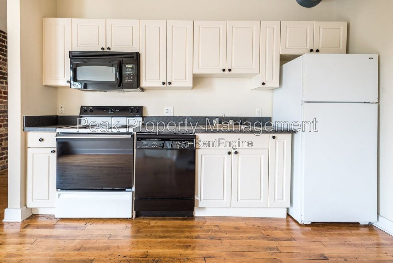 16 N 22nd St #407 - Photo 3 of 26
