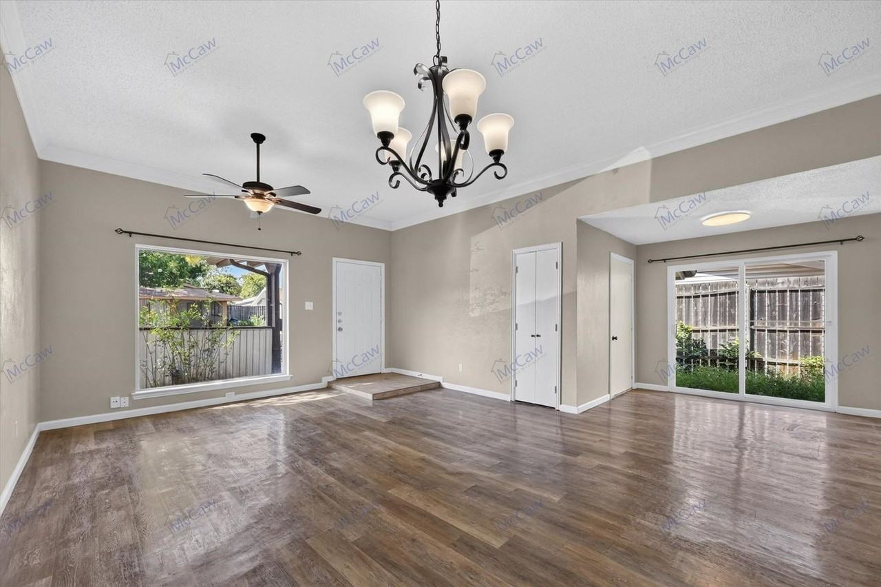 708 Baruna Cir - Photo 2 of 20