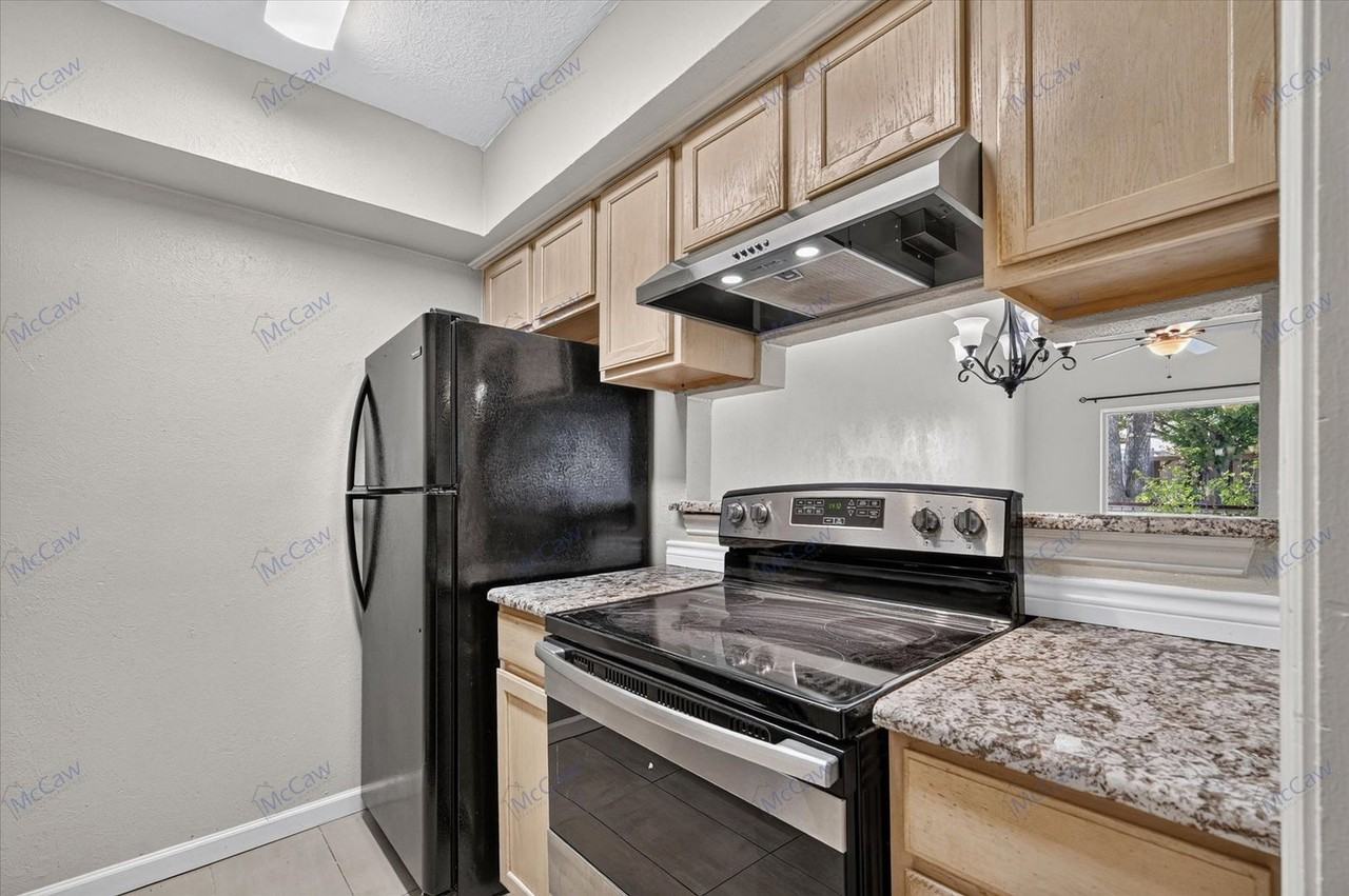 708 Baruna Cir - Photo 6 of 20