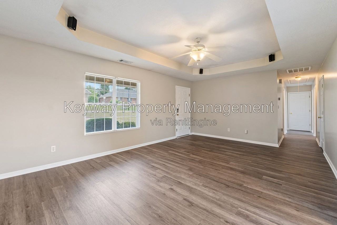 10 Whitney Ct - Photo 4 of 18