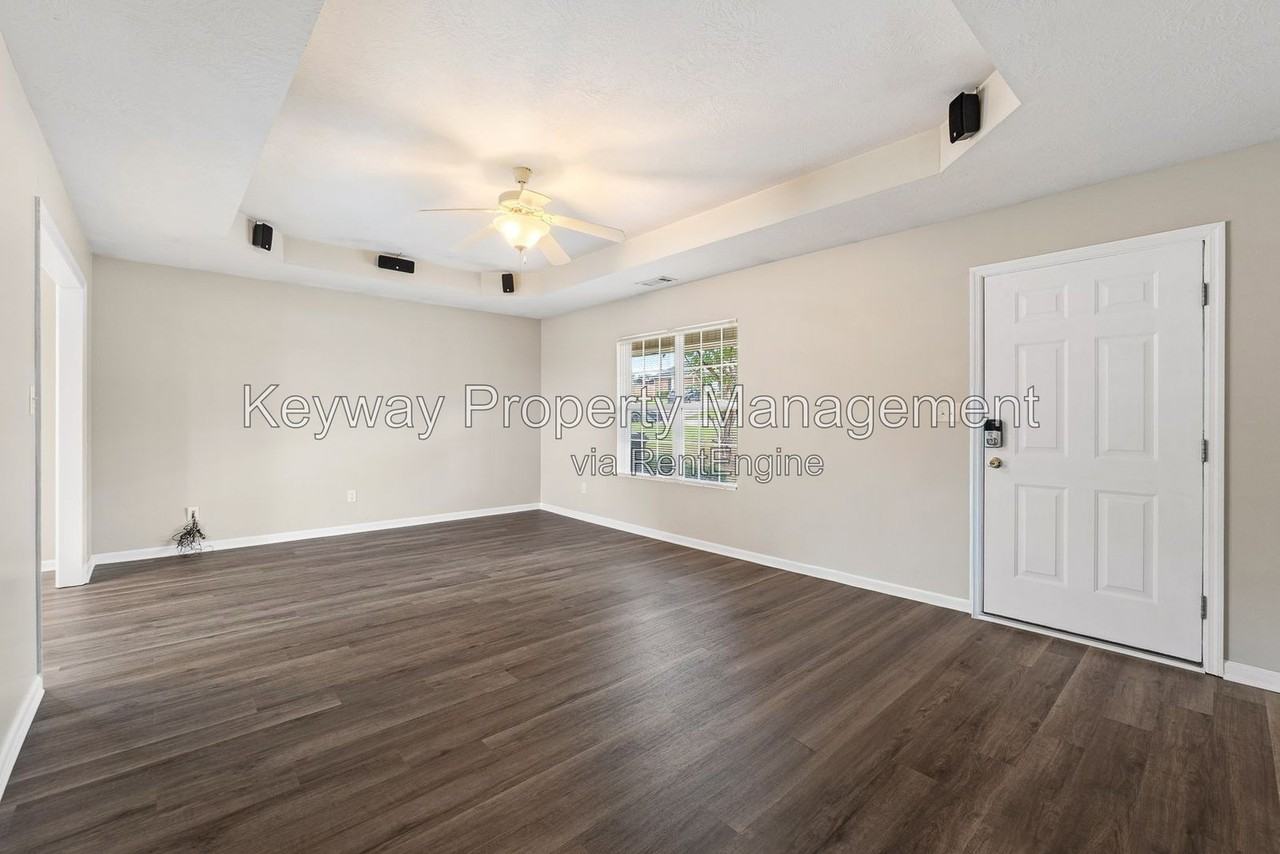 10 Whitney Ct - Photo 5 of 18