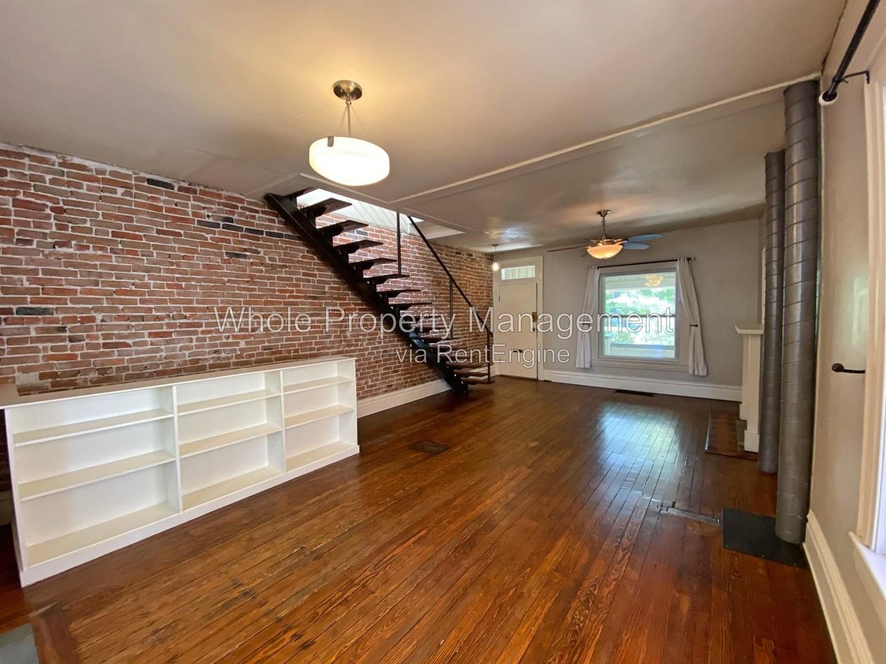 2046 N Ogden St - Photo 6 of 23