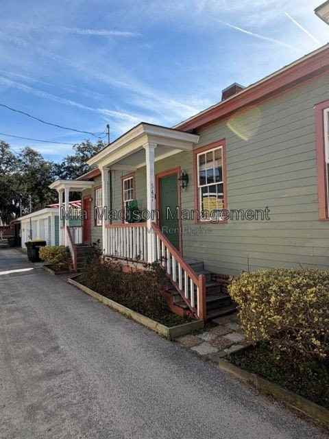 547 E Macon St