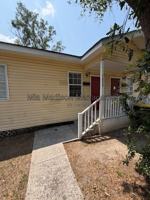 featured image of 1423 Richards St