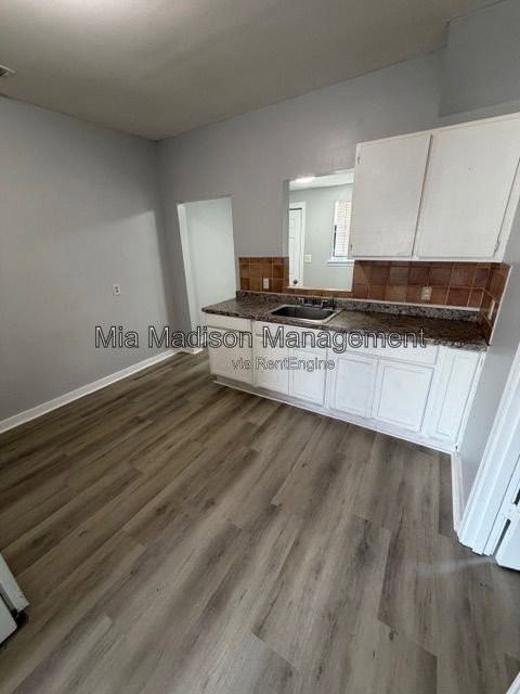 1421 Richards St - Photo 4 of 9