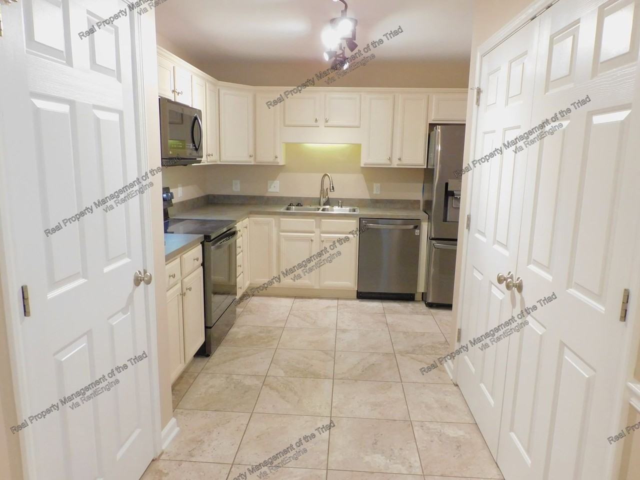 5012 Philly Ln - Photo 5 of 23